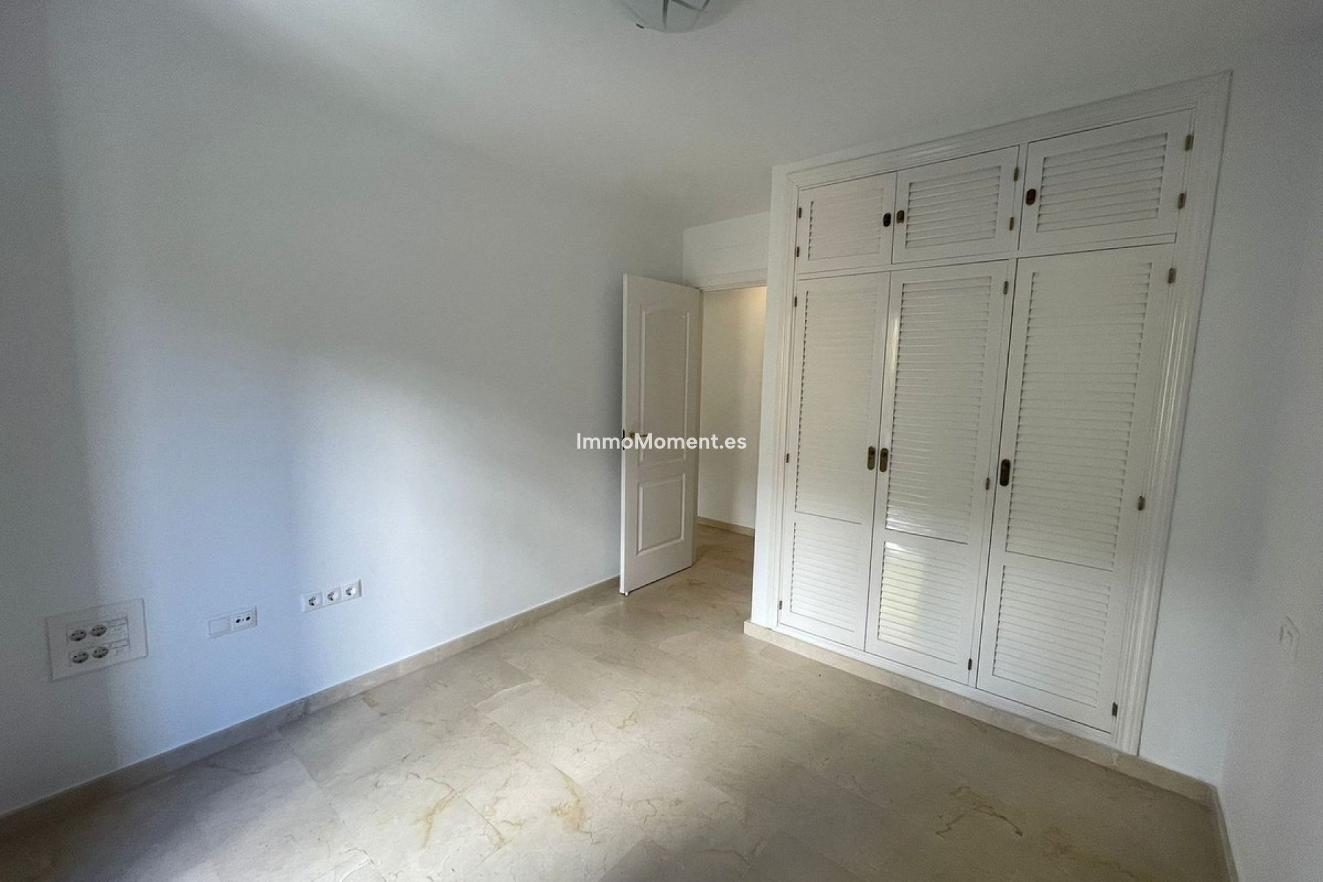 Reventa - Villa independiente - Manilva