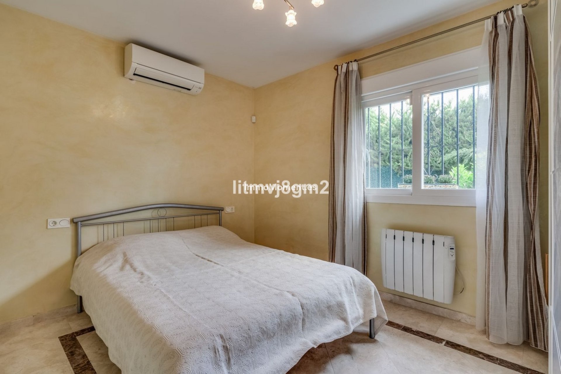 Reventa - Villa independiente - Marbella - Artola