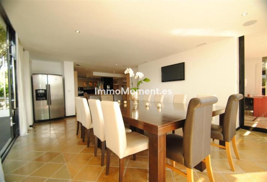 Reventa - Villa independiente - Marbella - Cabopino