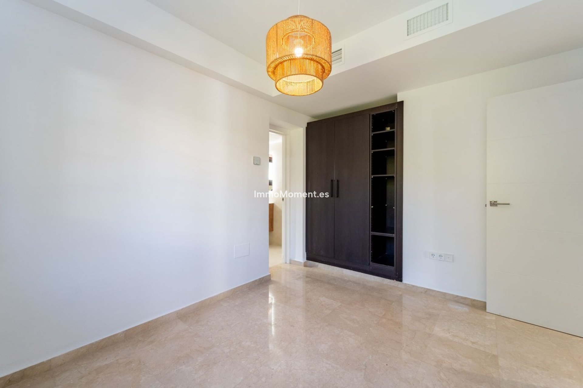 Reventa - Villa independiente - Marbella - El Rosario