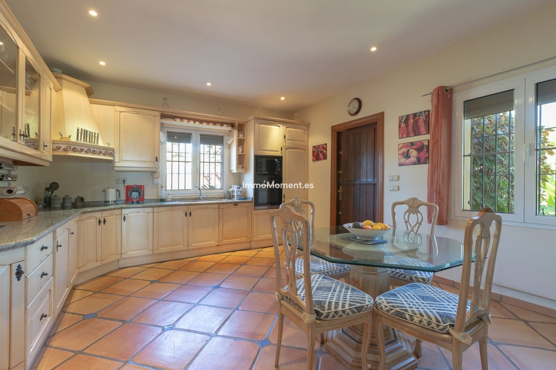 Reventa - Villa independiente - Marbella - Elviria