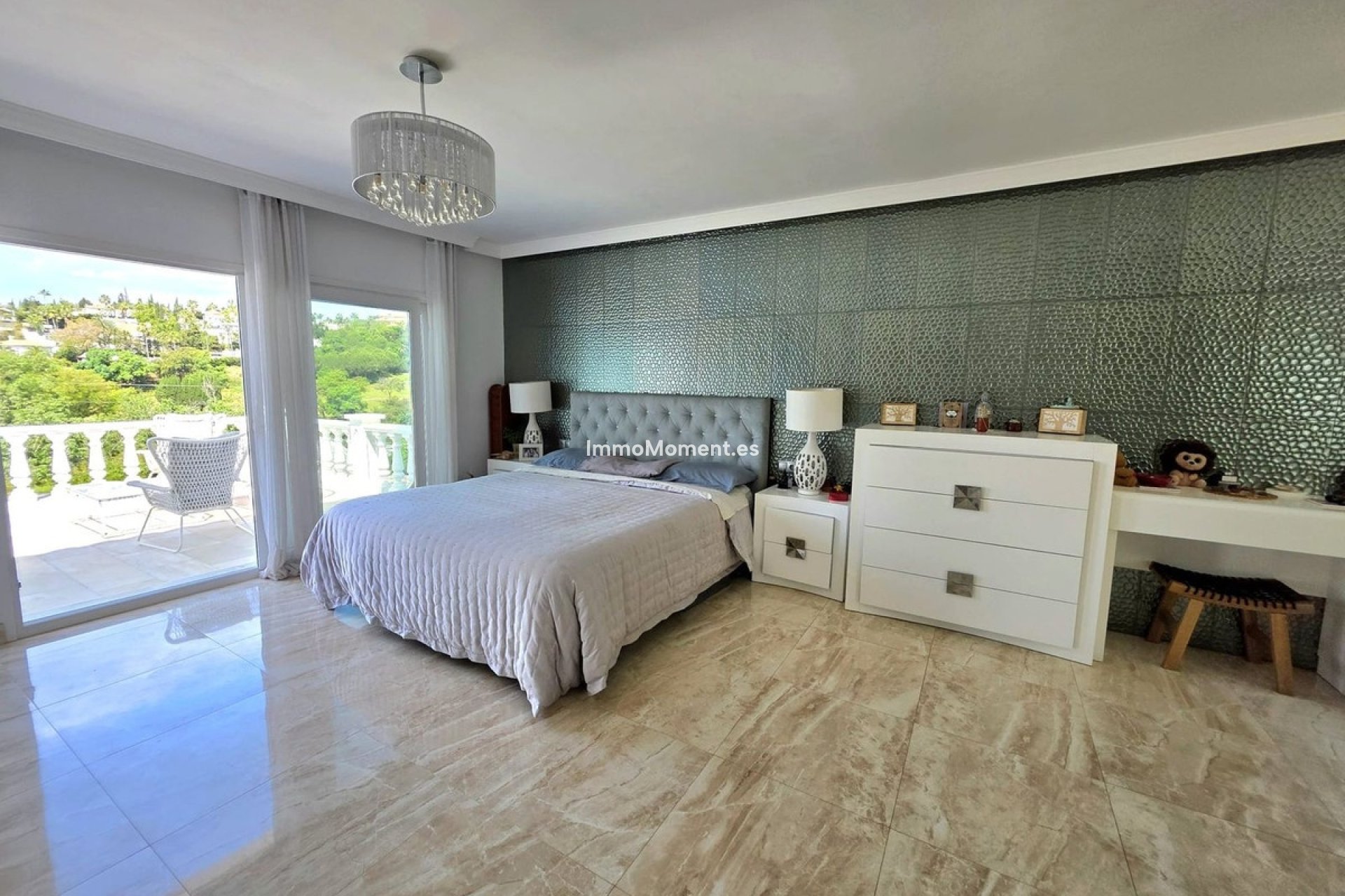 Reventa - Villa independiente - Marbella - Elviria