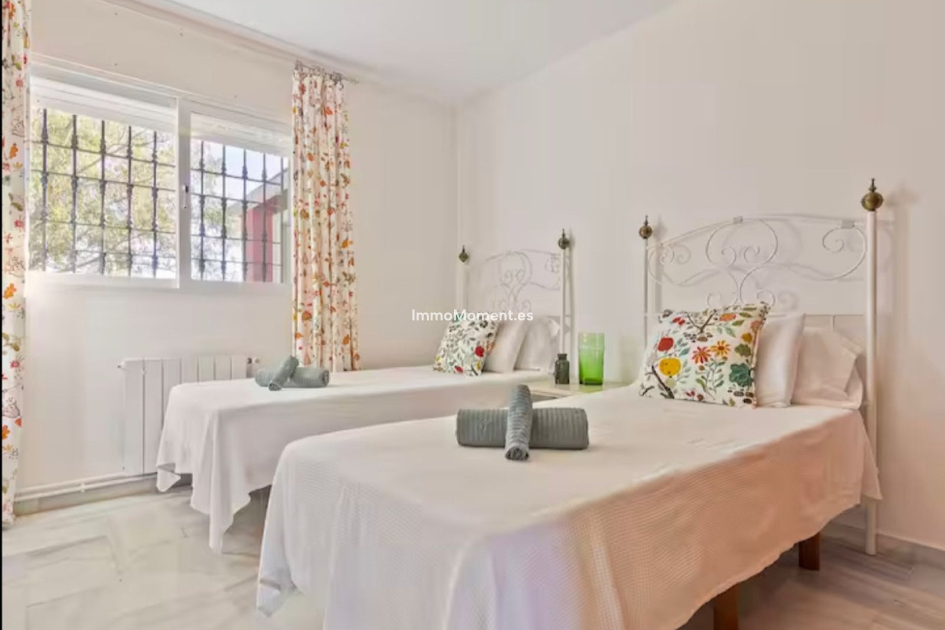 Reventa - Villa independiente - Marbella - Elviria