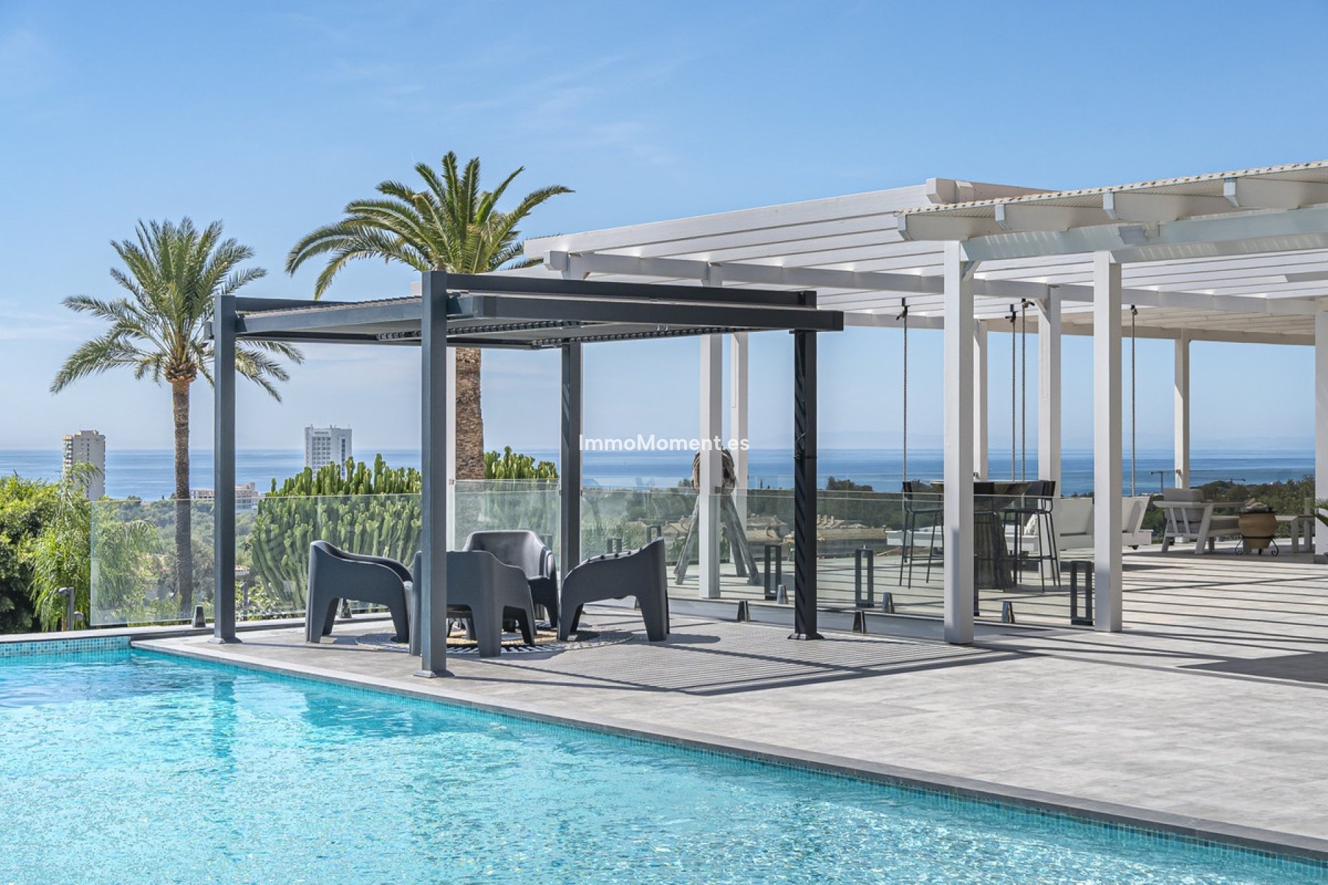Reventa - Villa independiente - Marbella - Elviria