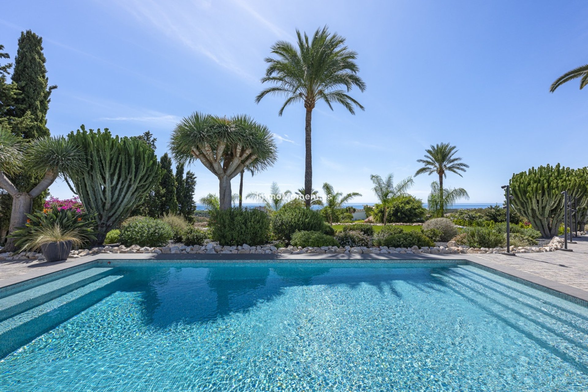 Reventa - Villa independiente - Marbella - Elviria