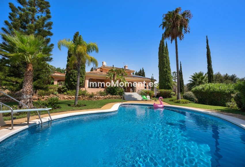 Reventa - Villa independiente - Marbella - Elviria