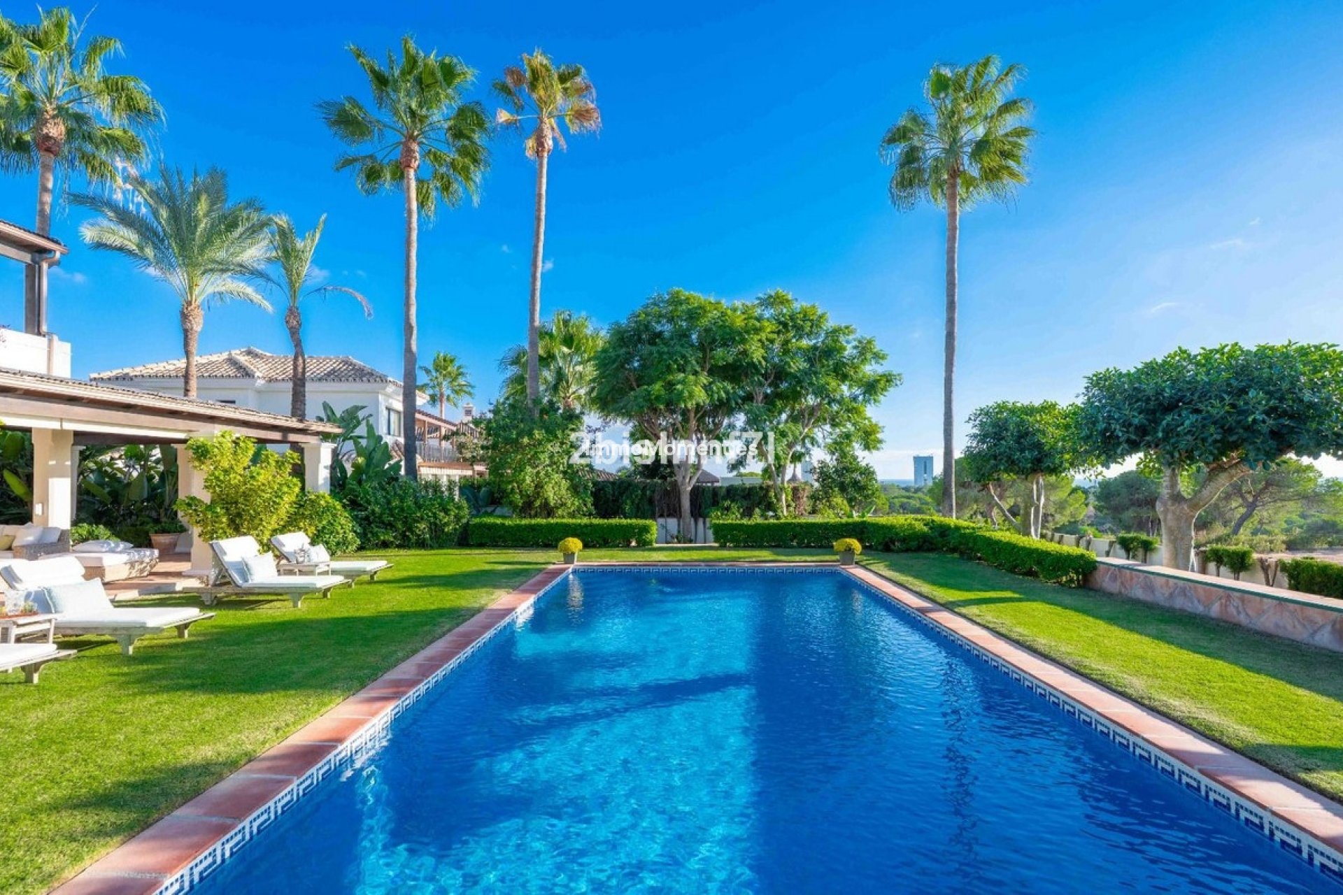 Reventa - Villa independiente - Marbella - Elviria