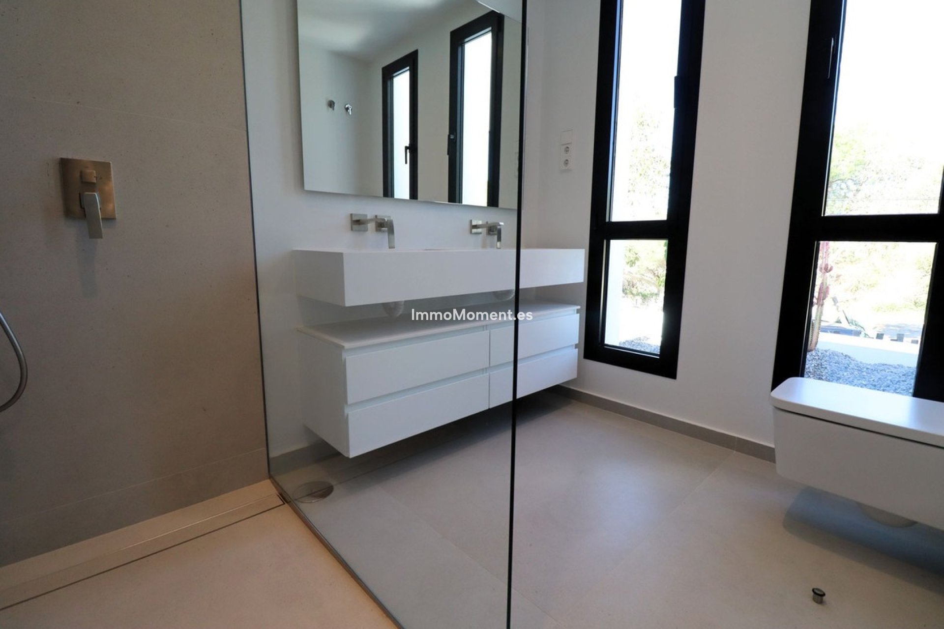 Reventa - Villa independiente - Marbella - Elviria