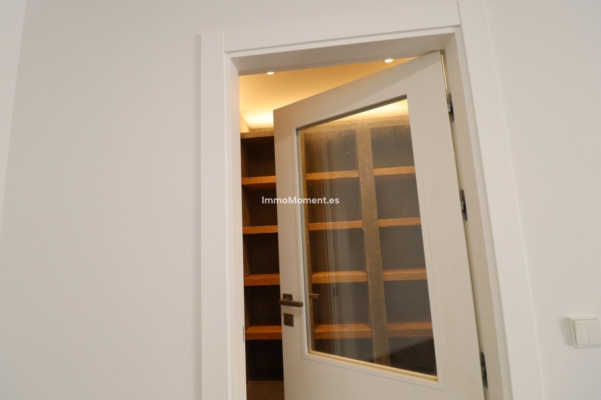 Reventa - Villa independiente - Marbella - Elviria