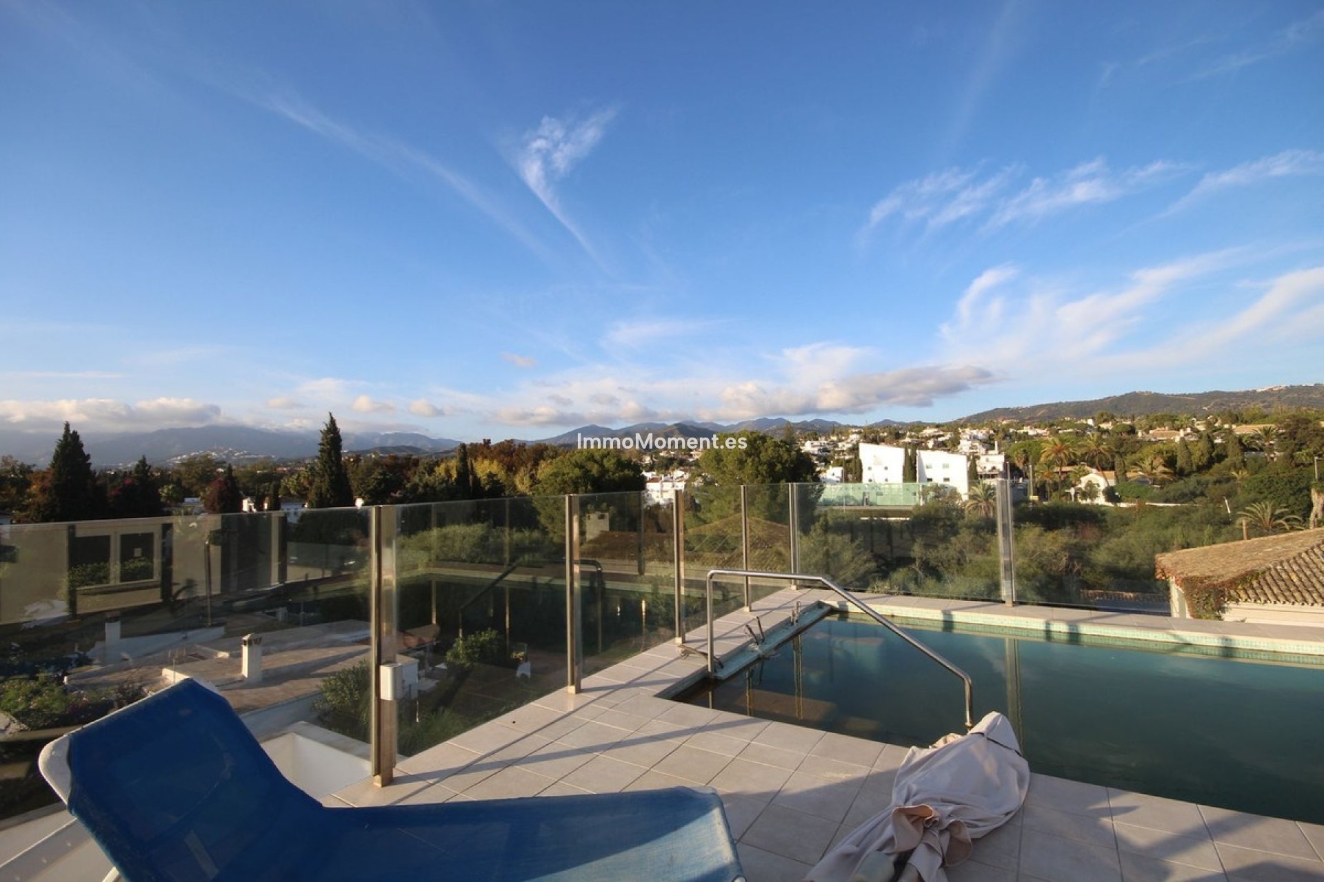 Reventa - Villa independiente - Marbella - Elviria