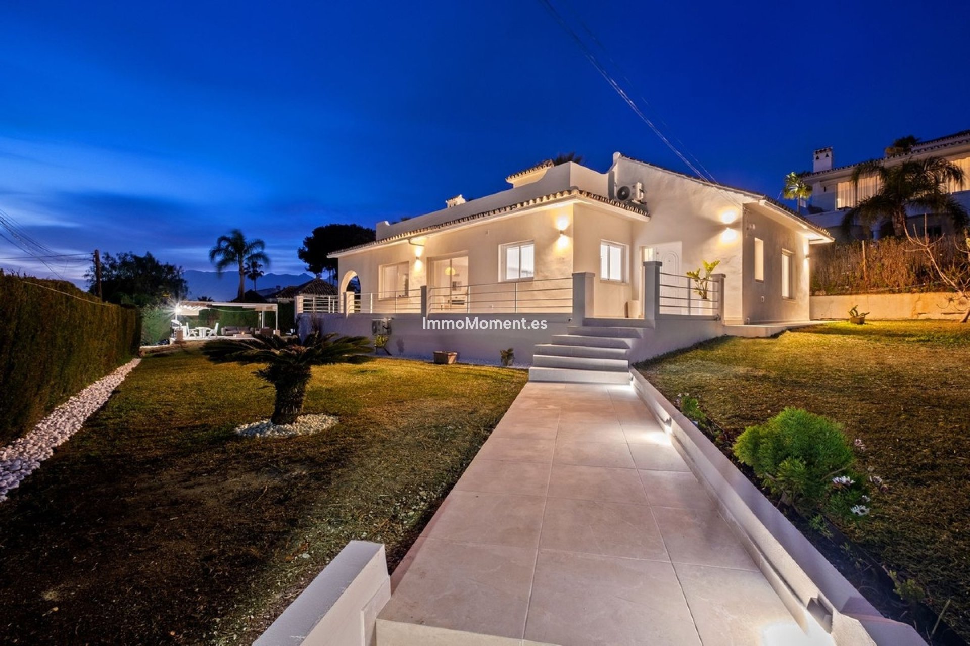 Reventa - Villa independiente - Marbella - Elviria