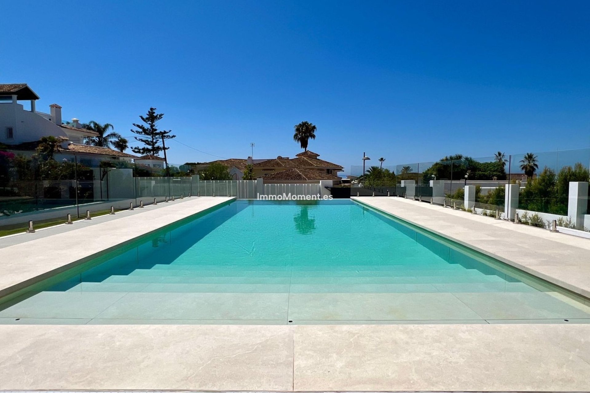 Reventa - Villa independiente - Marbella - Elviria