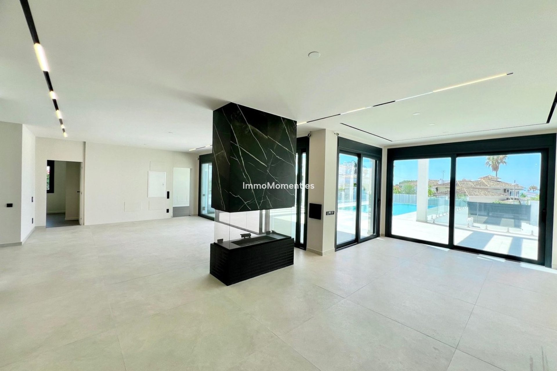 Reventa - Villa independiente - Marbella - Elviria