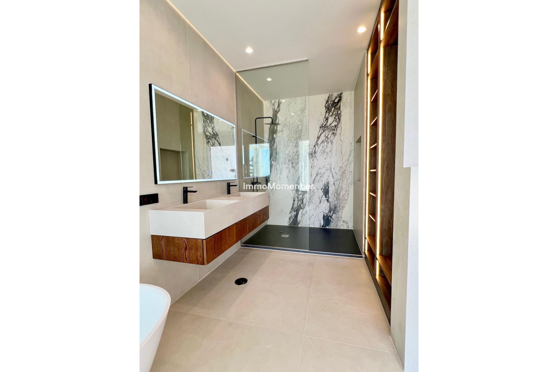 Reventa - Villa independiente - Marbella - Elviria