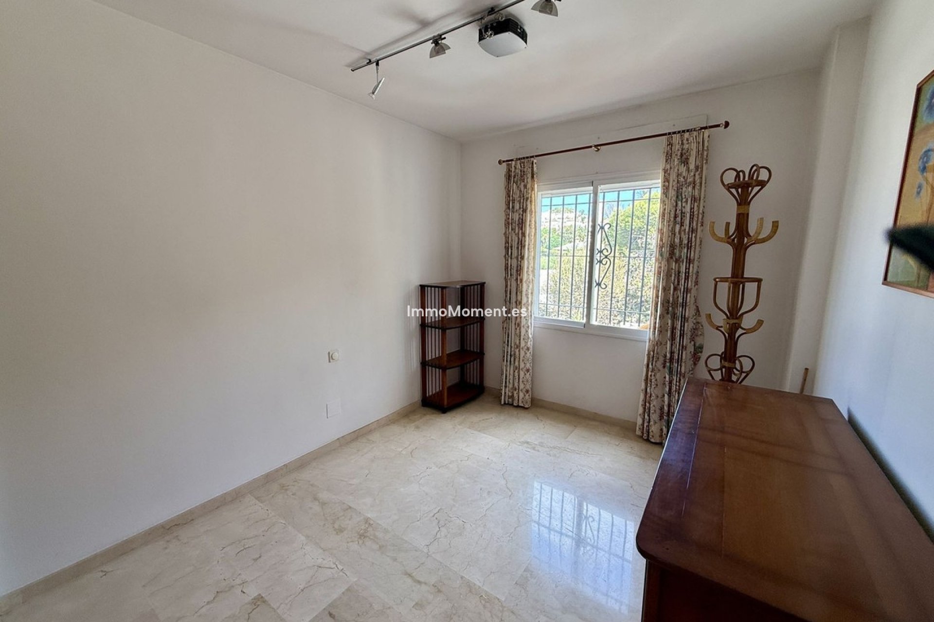 Reventa - Villa independiente - Marbella - Elviria