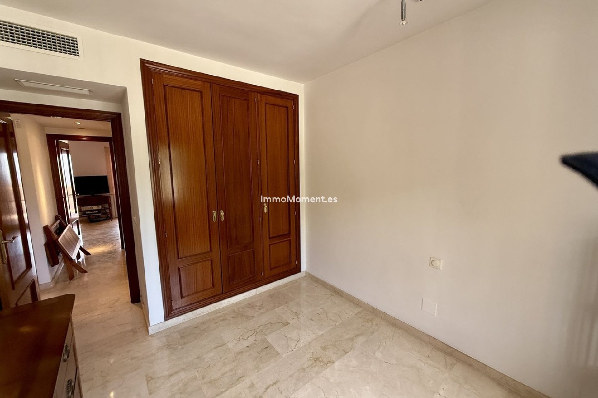 Reventa - Villa independiente - Marbella - Elviria
