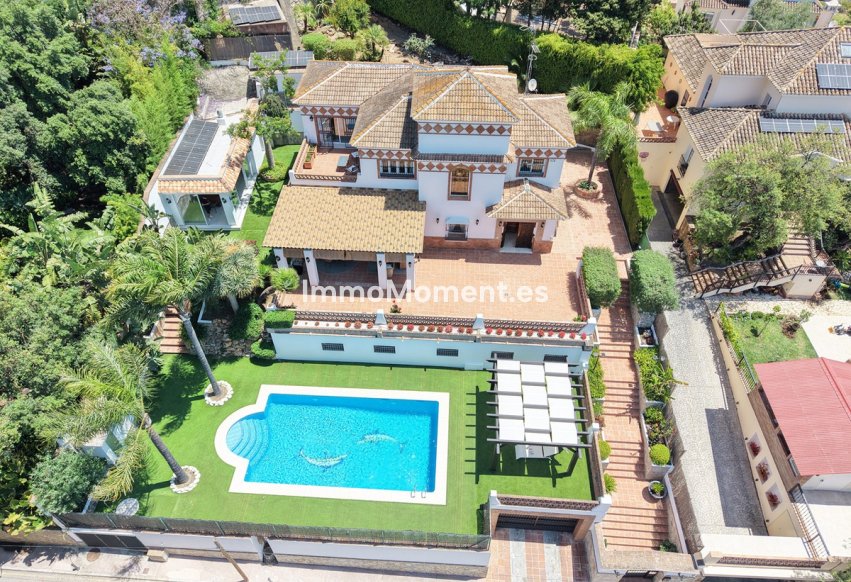 Reventa - Villa independiente - Marbella - Elviria