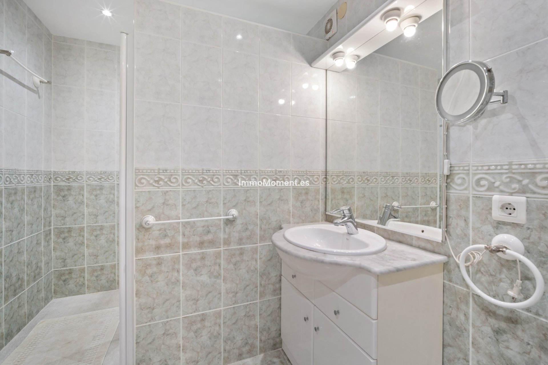 Reventa - Villa independiente - Marbella - Guadalmina Alta