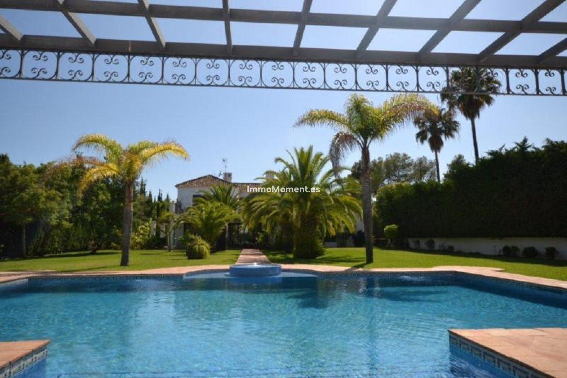 Reventa - Villa independiente - Marbella - Guadalmina Baja