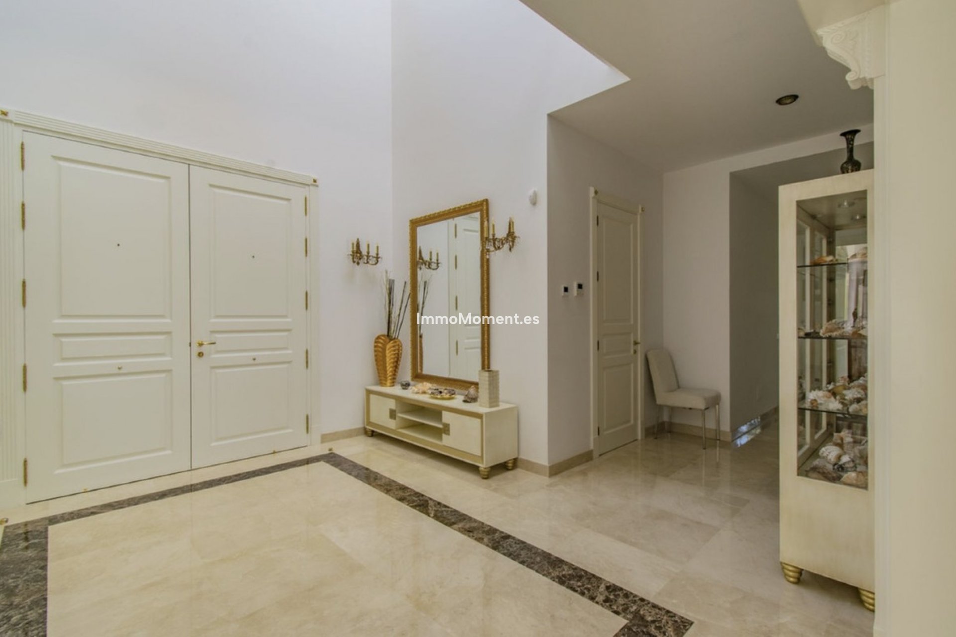Reventa - Villa independiente - Marbella - Guadalmina Baja
