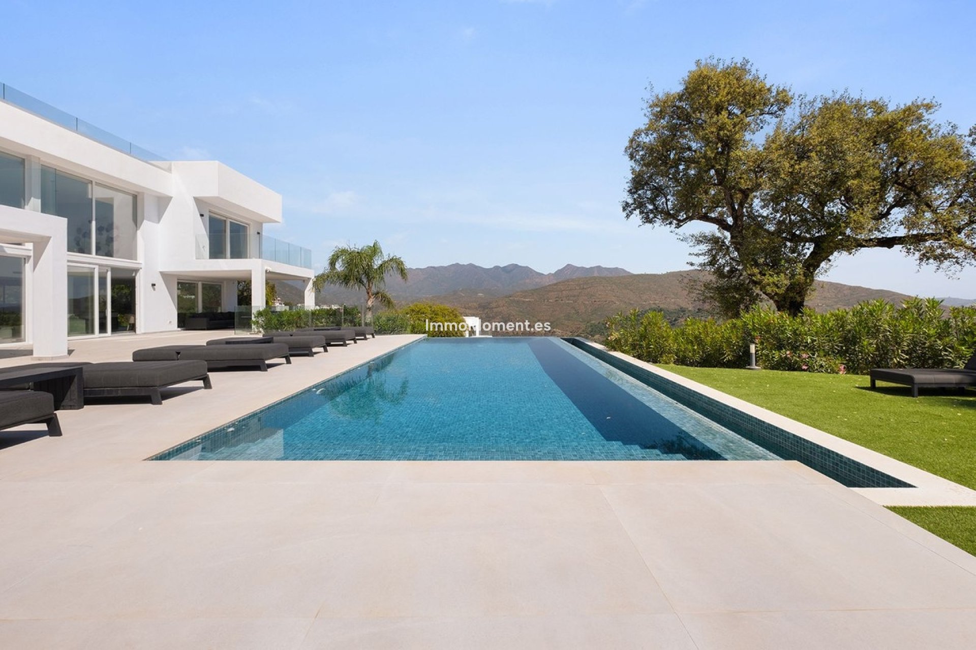 Reventa - Villa independiente - Marbella - La Mairena