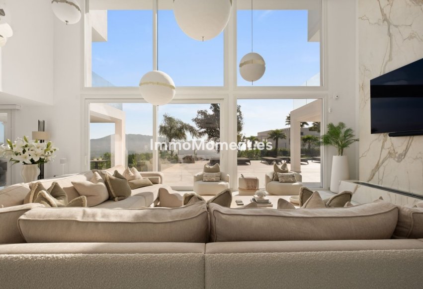 Reventa - Villa independiente - Marbella - La Mairena