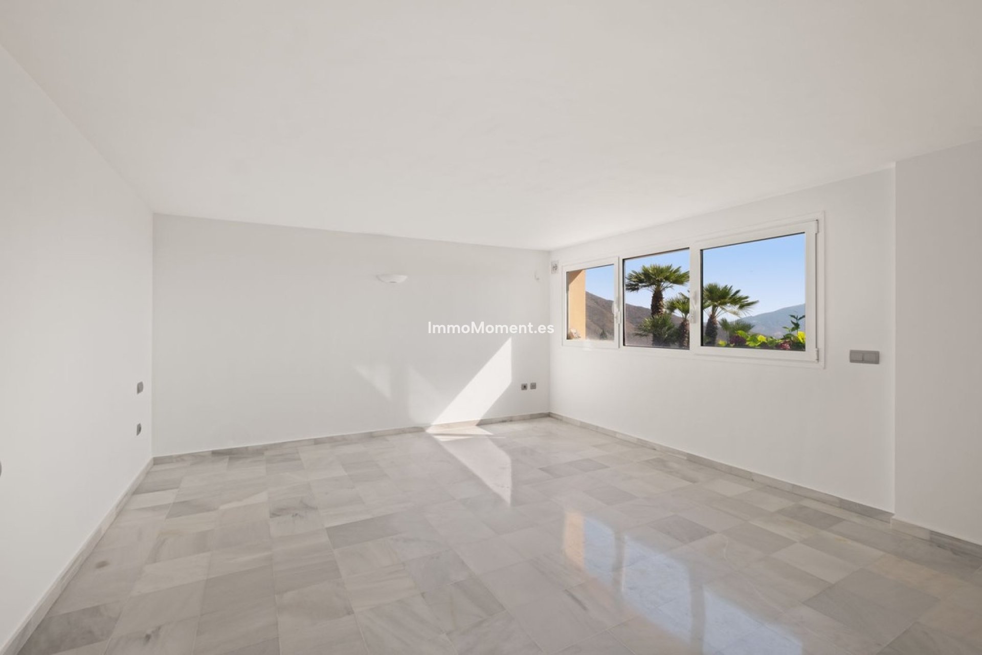 Reventa - Villa independiente - Marbella - La Mairena