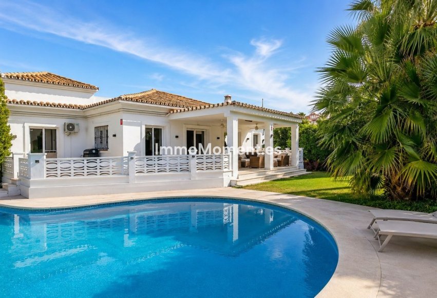 Reventa - Villa independiente - Marbella - Las Chapas