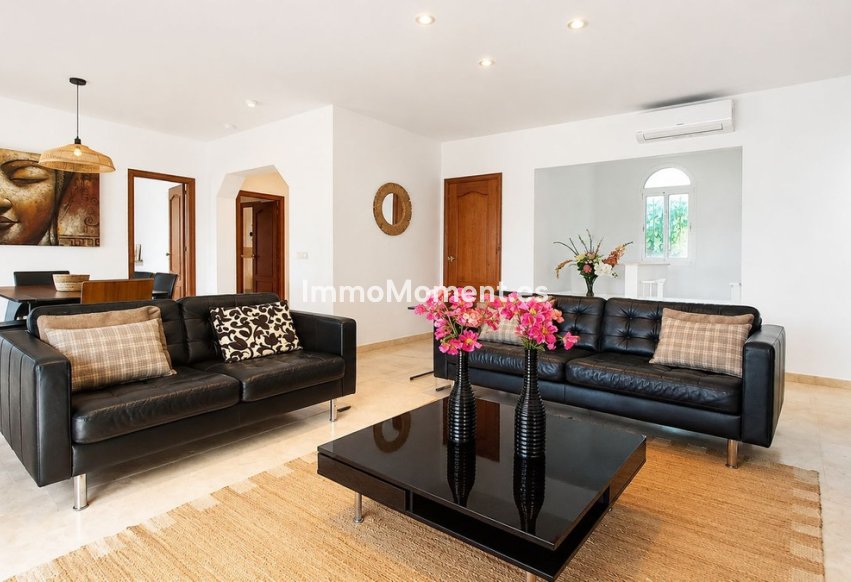 Reventa - Villa independiente - Marbella - Las Chapas