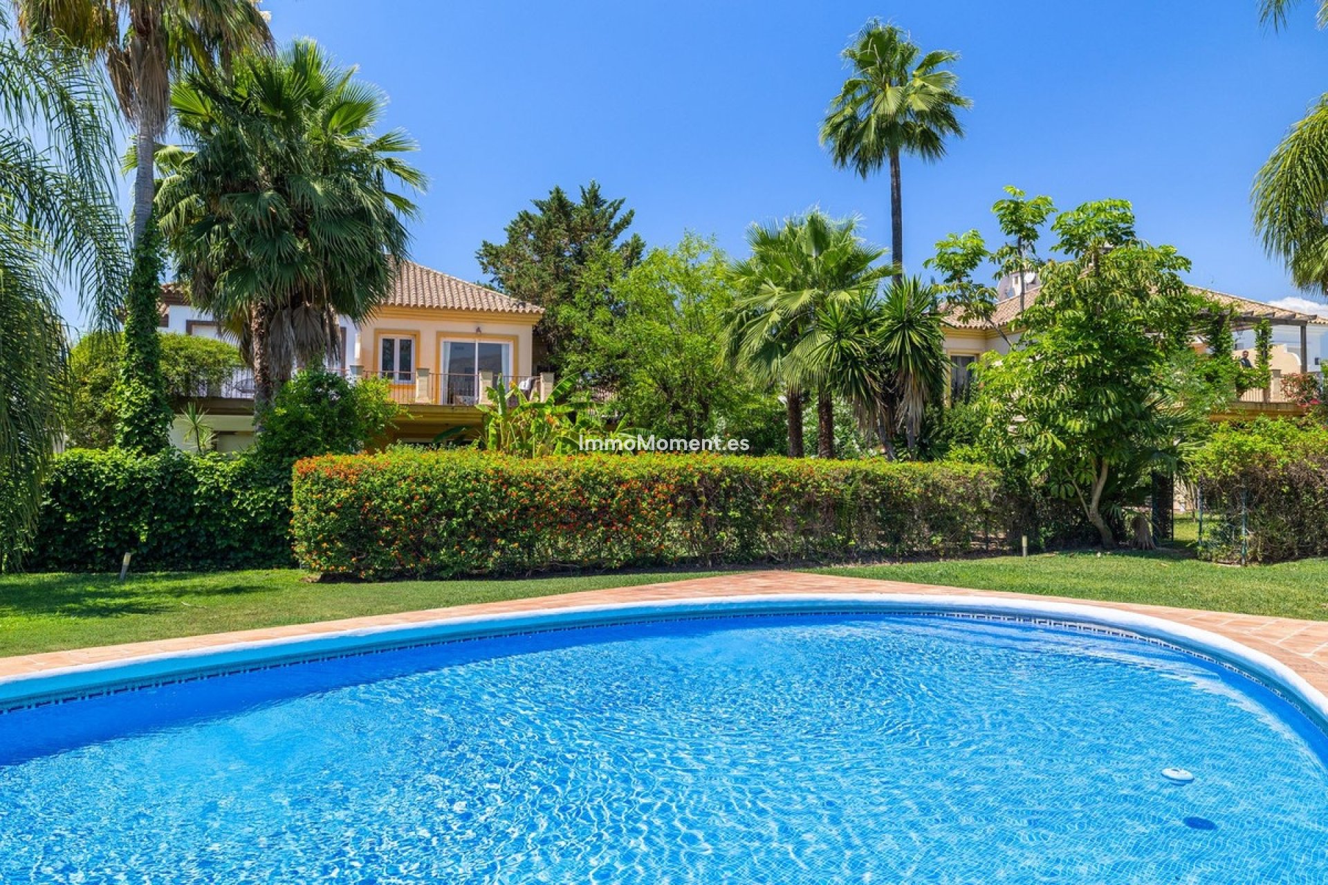 Reventa - Villa independiente - Marbella - Marbella Centro