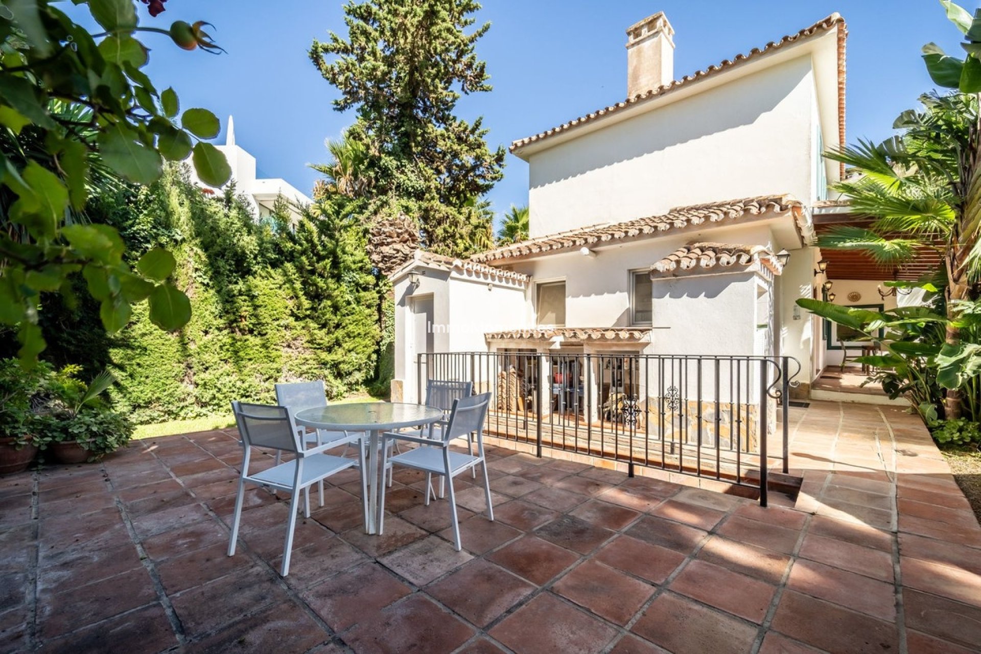 Reventa - Villa independiente - Marbella - Marbesa