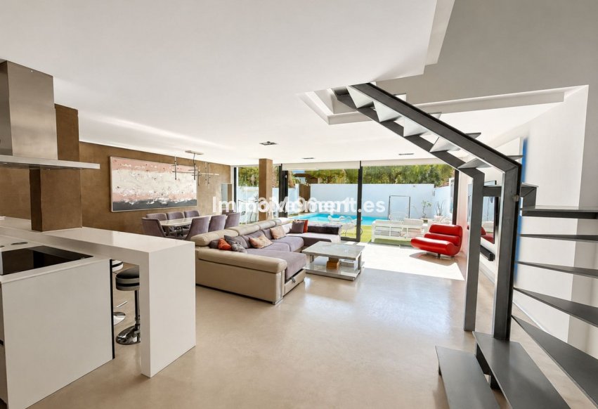Reventa - Villa independiente - Marbella - Nueva Andalucía