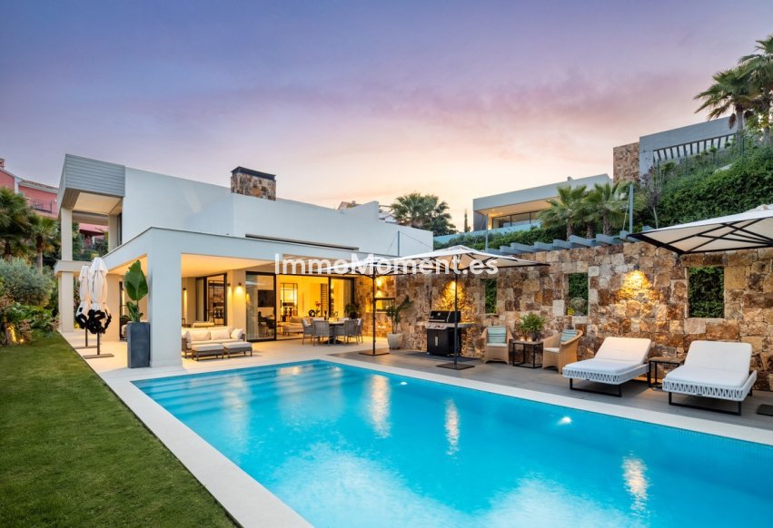 Reventa - Villa independiente - Marbella - Nueva Andalucía