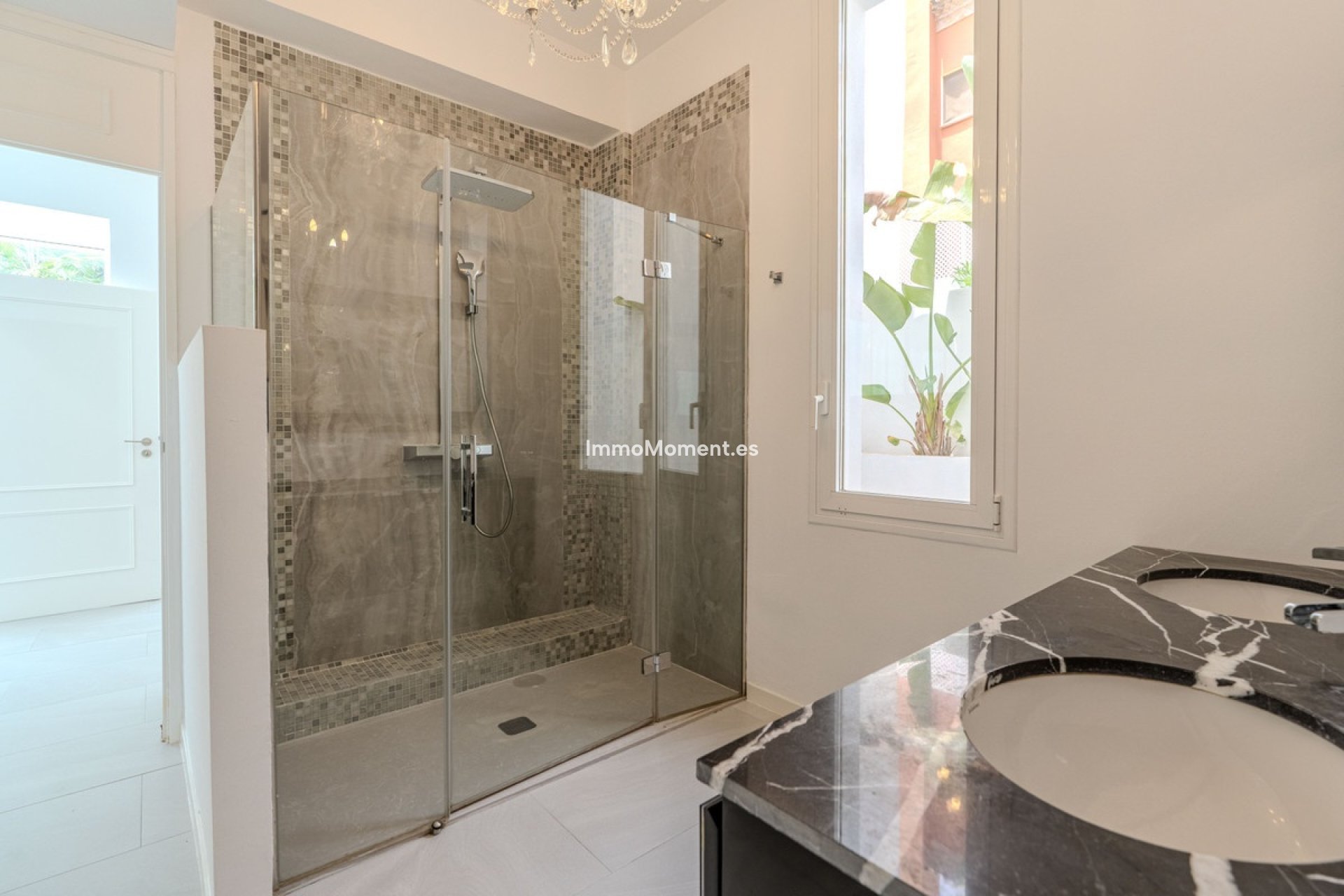 Reventa - Villa independiente - Marbella - Nueva Andalucía