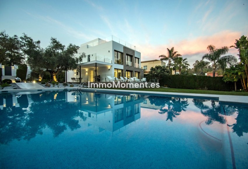 Reventa - Villa independiente - Marbella - Nueva Andalucía