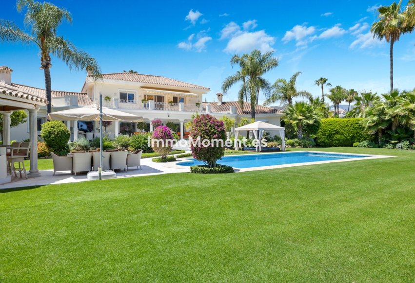 Reventa - Villa independiente - Marbella - Nueva Andalucía