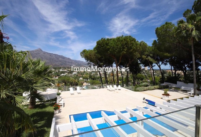 Reventa - Villa independiente - Marbella - Nueva Andalucía