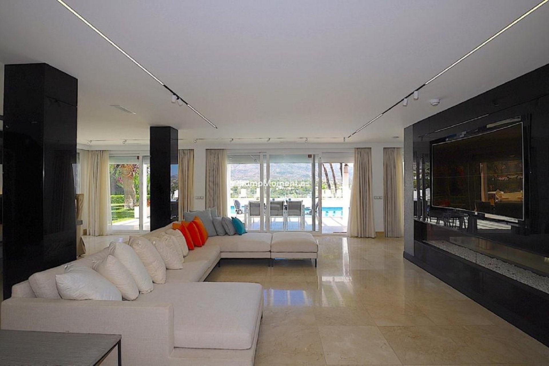 Reventa - Villa independiente - Marbella - Nueva Andalucía