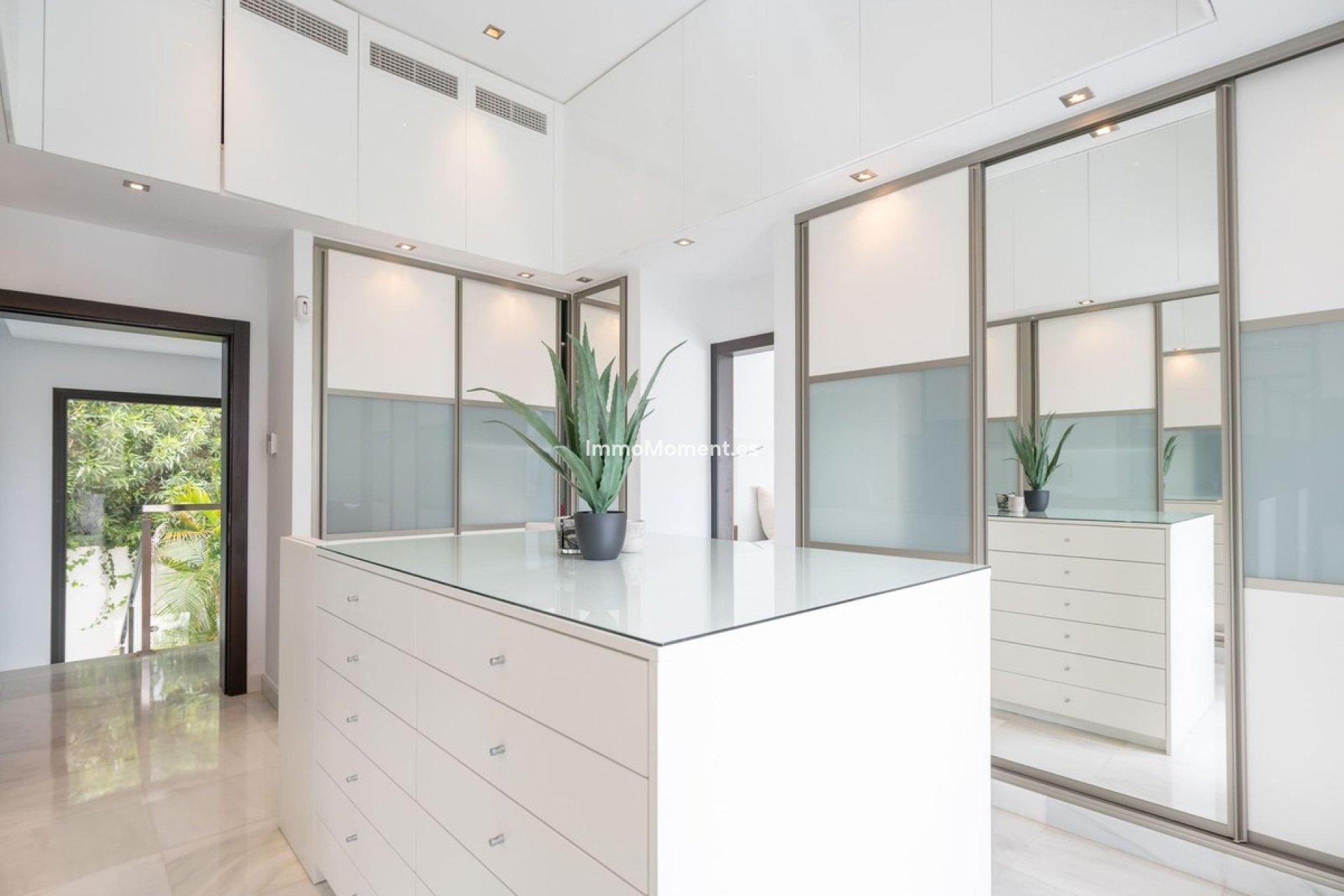 Reventa - Villa independiente - Marbella - Nueva Andalucía