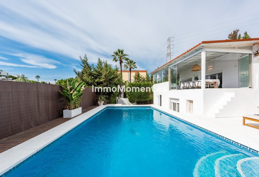 Reventa - Villa independiente - Marbella - Nueva Andalucía