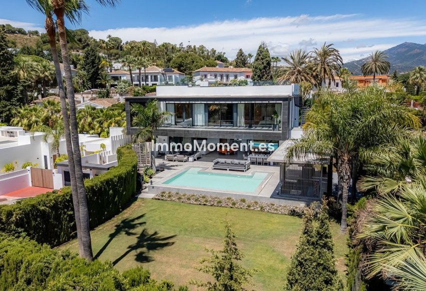 Reventa - Villa independiente - Marbella - Nueva Andalucía