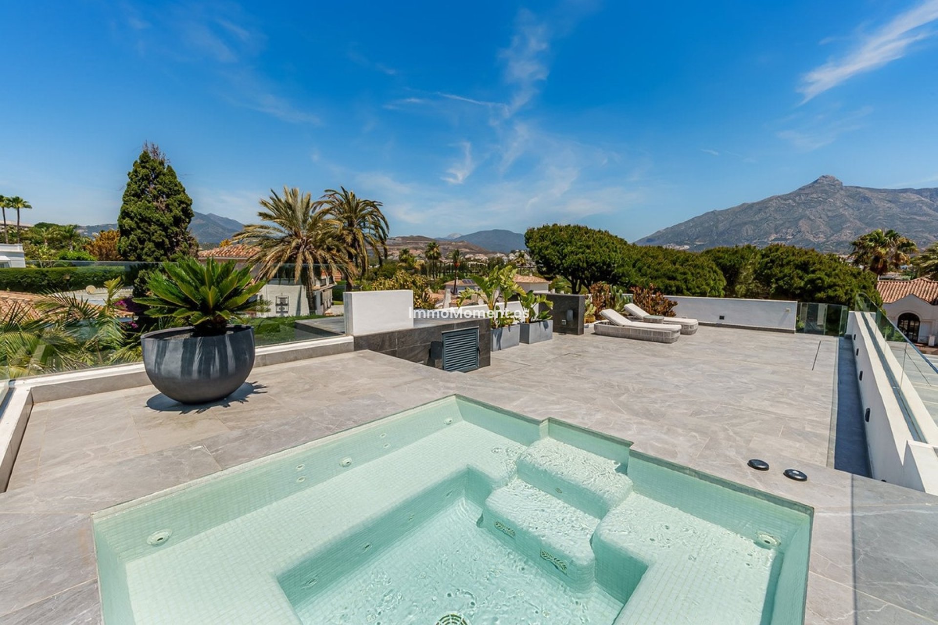 Reventa - Villa independiente - Marbella - Nueva Andalucía