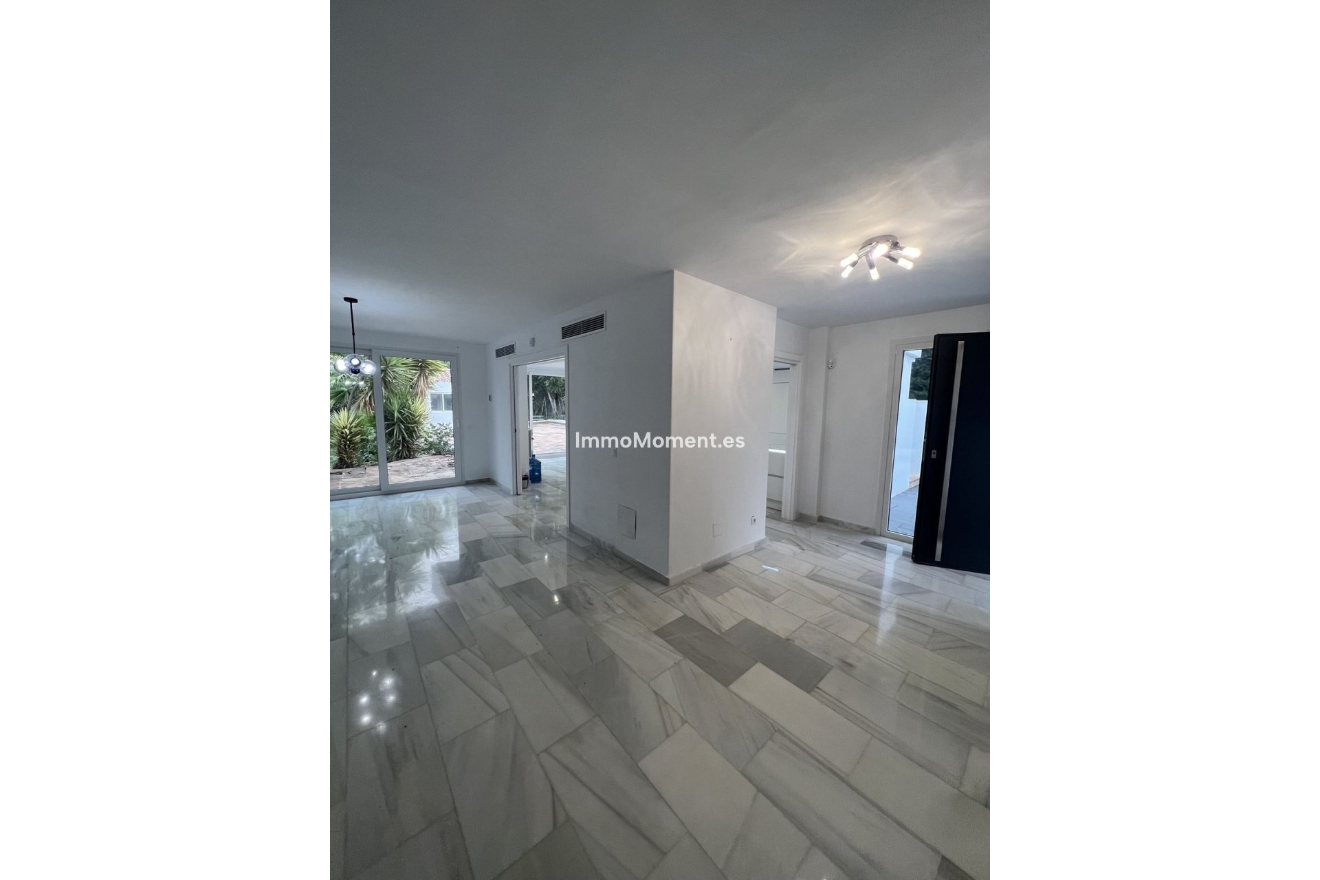 Reventa - Villa independiente - Marbella - Nueva Andalucía