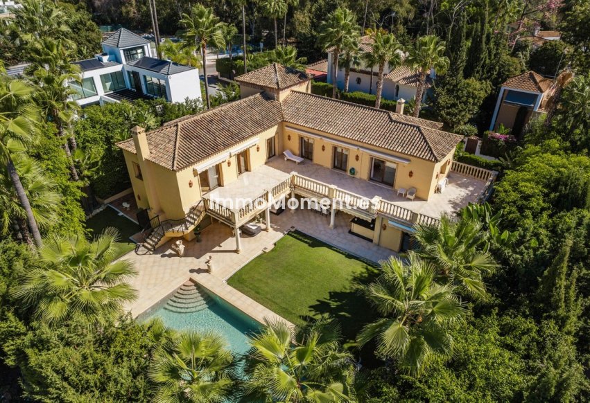 Reventa - Villa independiente - Marbella - Nueva Andalucía