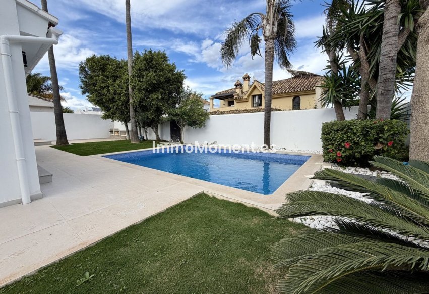 Reventa - Villa independiente - Marbella - Puerto Banús