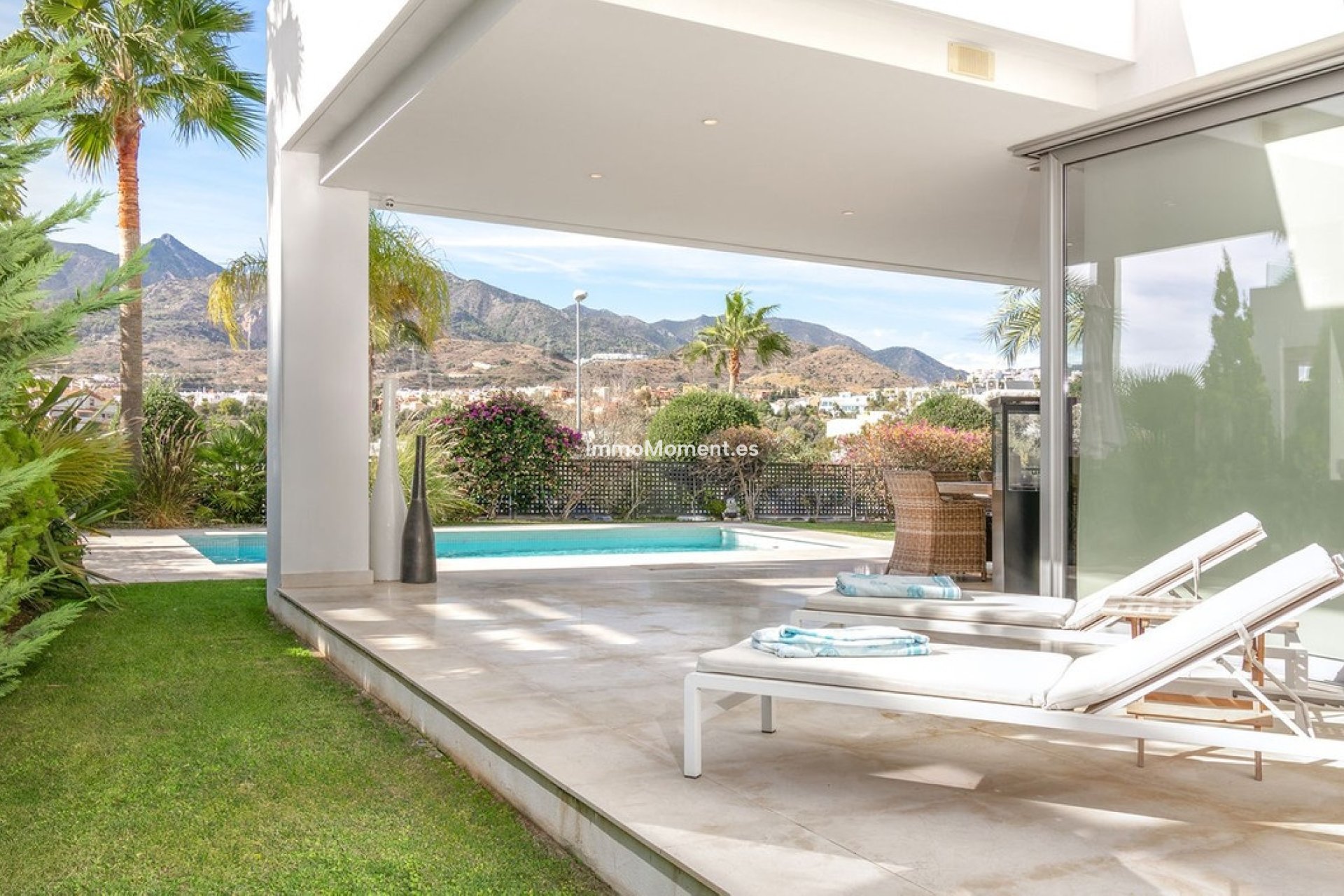 Reventa - Villa independiente - Marbella - Río Real