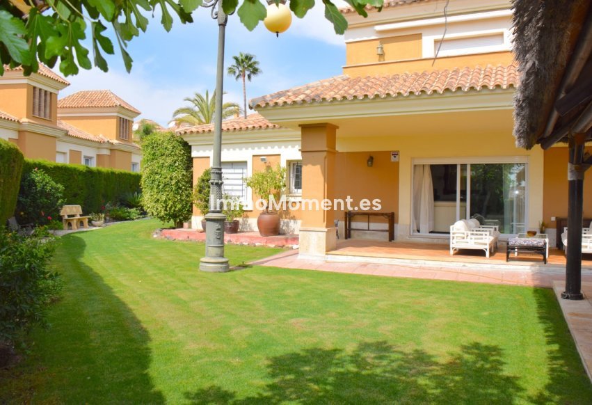 Reventa - Villa independiente - Marbella - Santa Clara