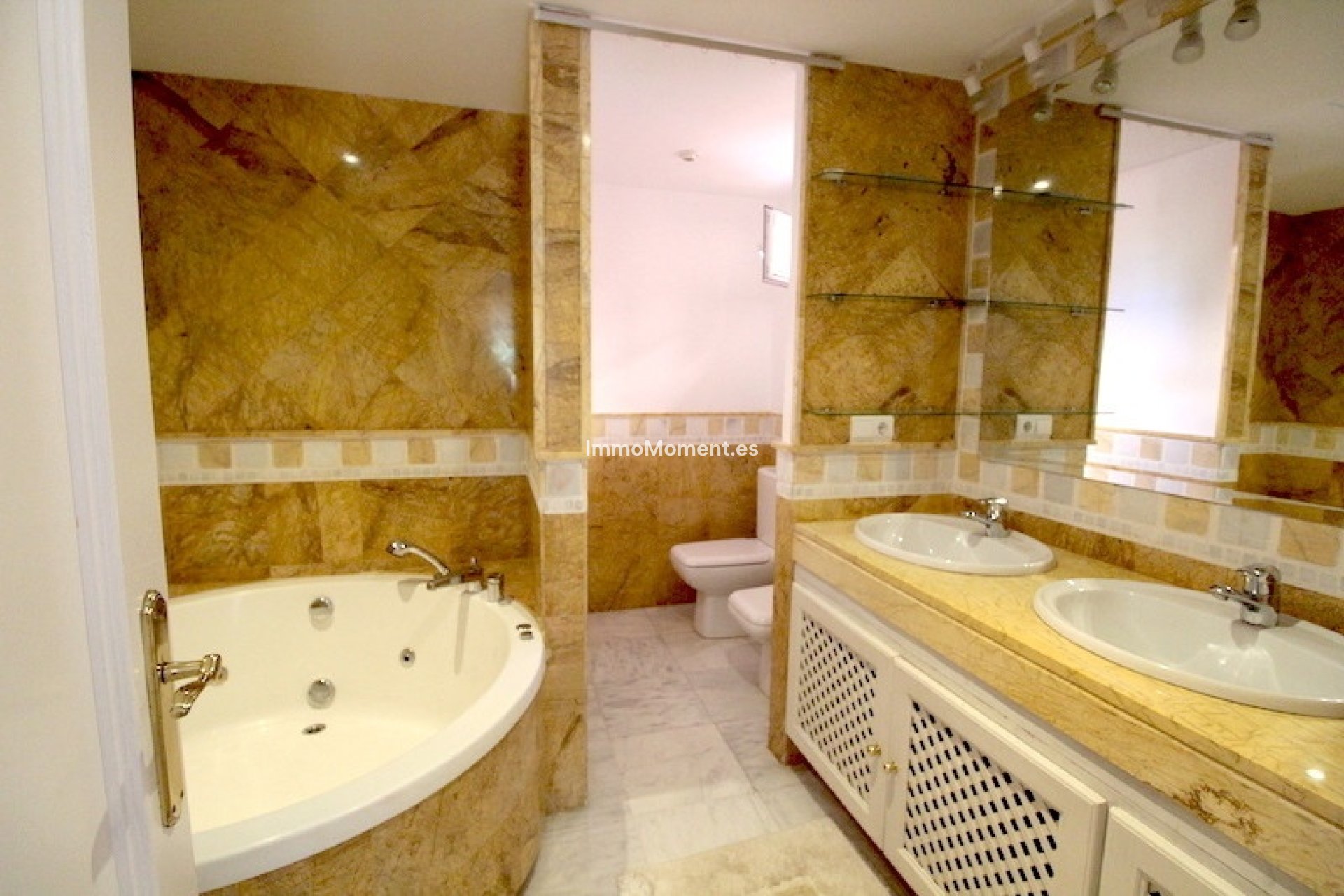 Reventa - Villa independiente - Marbella - The Golden Mile