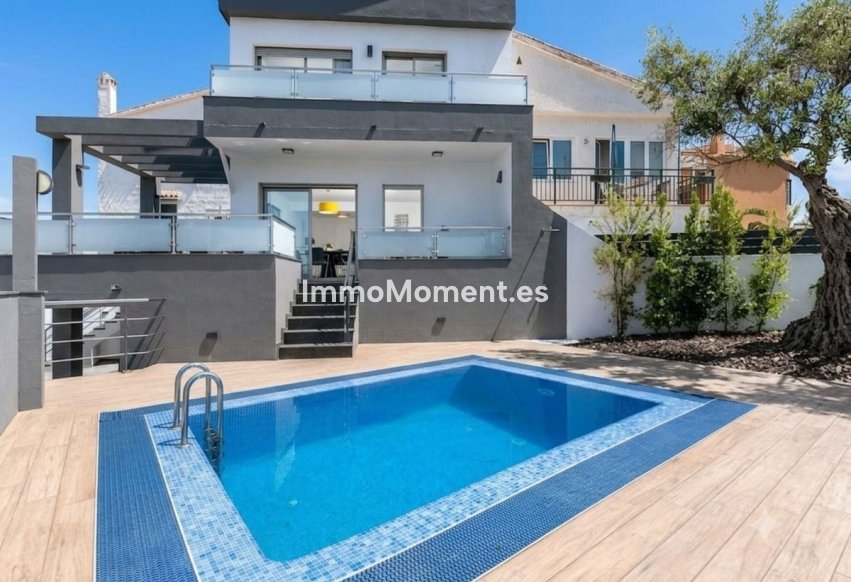 Reventa - Villa independiente - Mijas Costa - El Faro