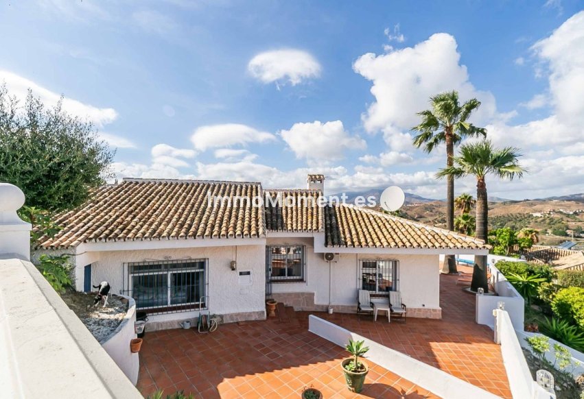Reventa - Villa independiente - Mijas - Sierrezuela
